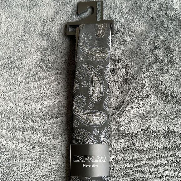 New Express Reversible Paisley Grey Skinny Tie - Picture 3 of 5